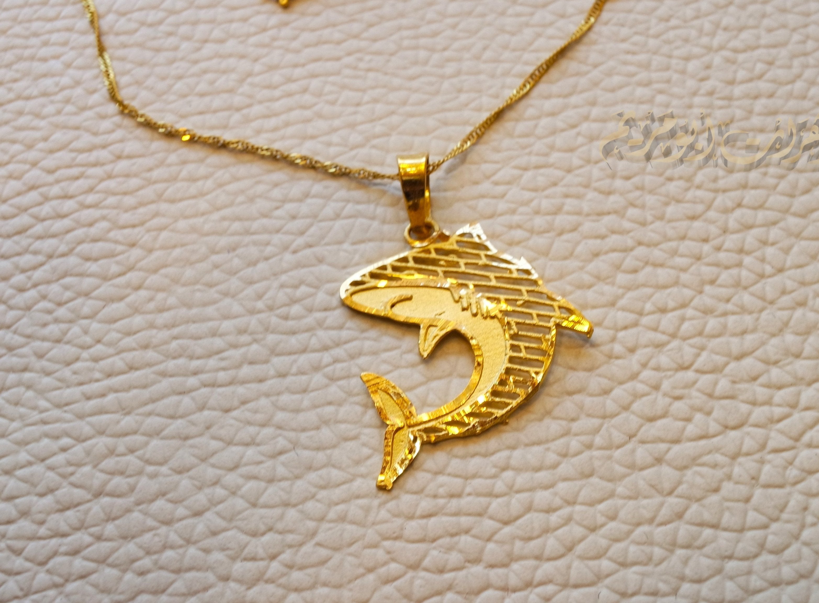 21K gold shark fish pendant with Disco chain gold jewelry 16 and 20 inches fast shipping sea ocean lovers with gift box