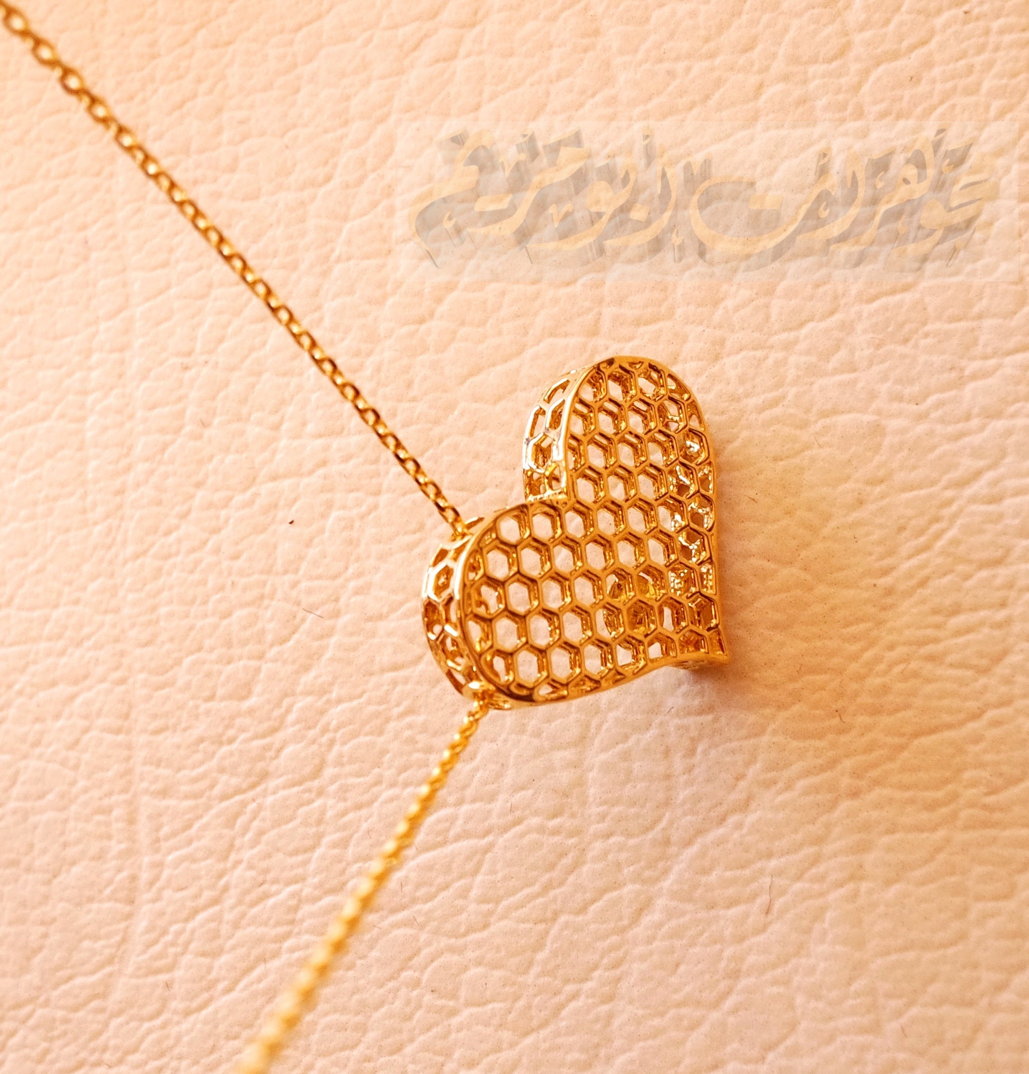 Honeycomb heart 3d 18K yellow gold necklace pendant and chain fine jewelry full insured shipping