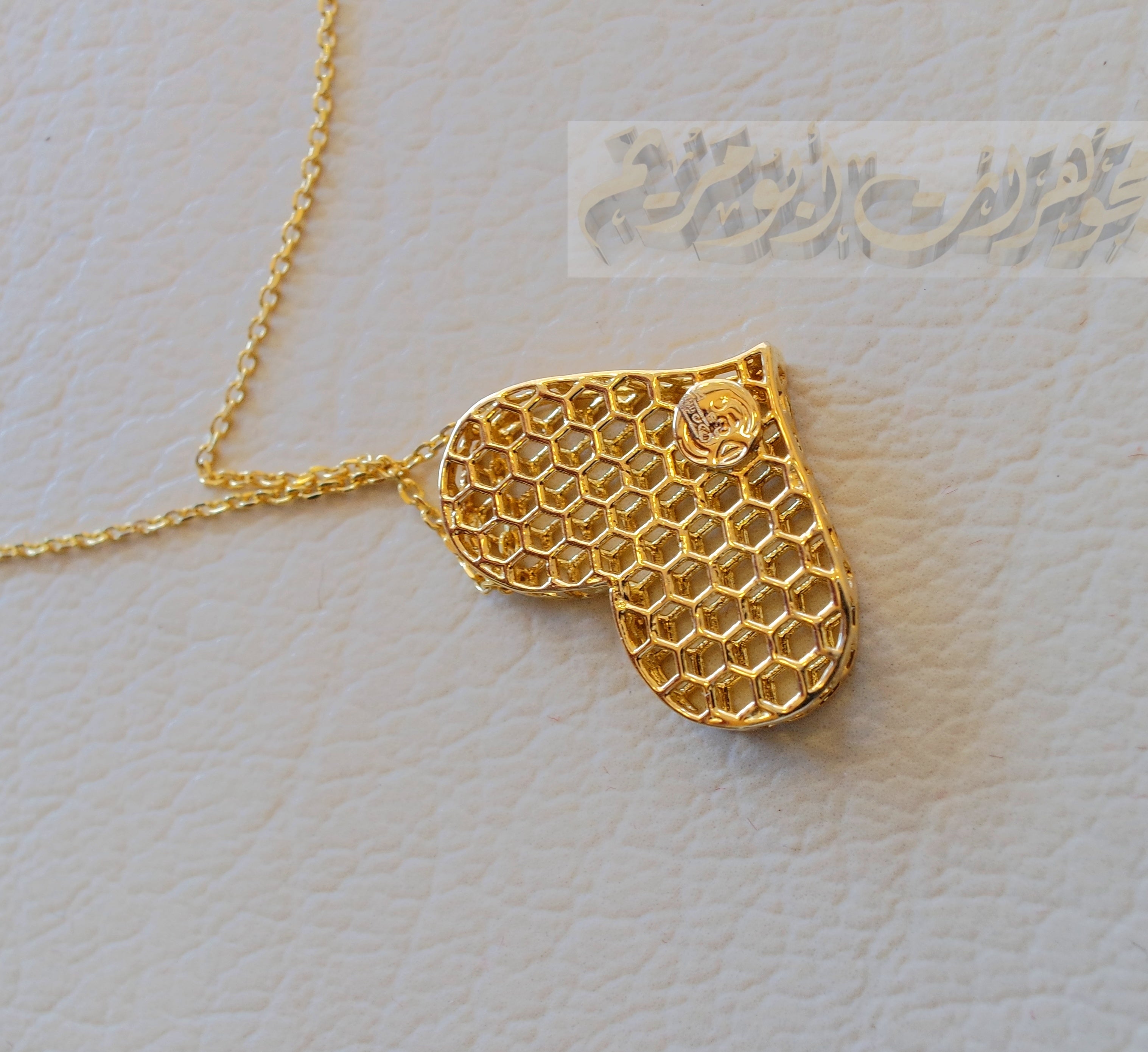 Honeycomb heart 3d 18K yellow gold necklace pendant and chain fine jewelry full insured shipping