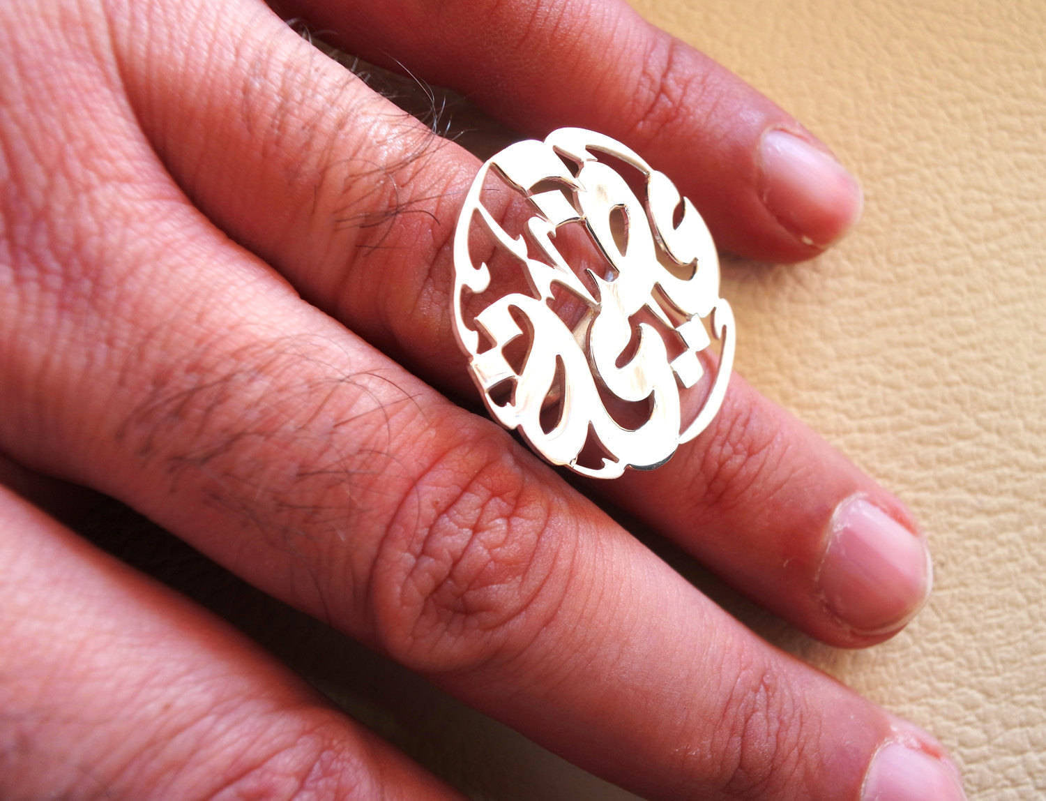 arabic calligraphy customized name sterling silver 925 high quality polishing ring round shape , fit all sizes any name خاتم اسماء عربي