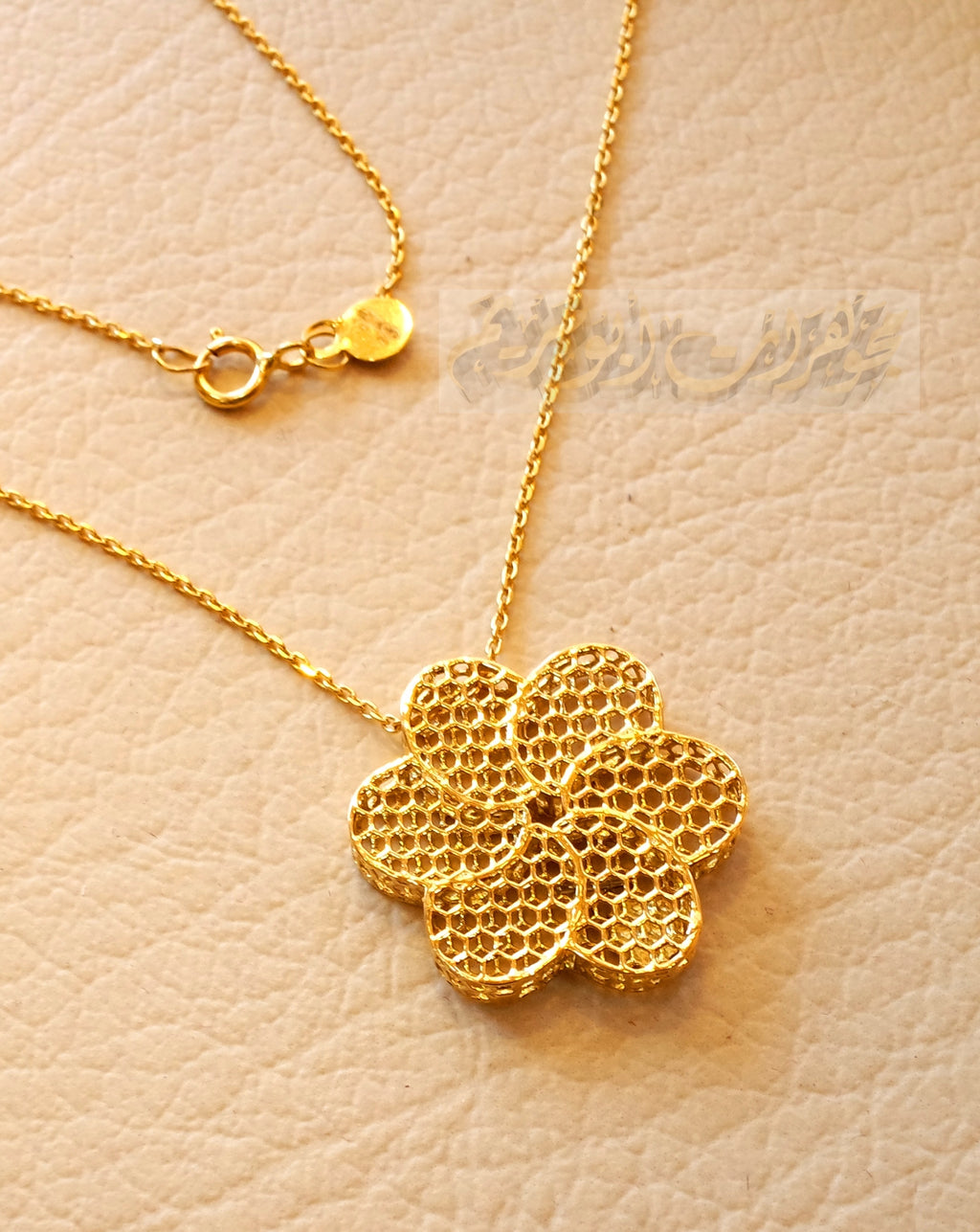 Honeycomb flower 3d 18K yellow gold necklace pendant and chain gift fine jewelry full insured shipping