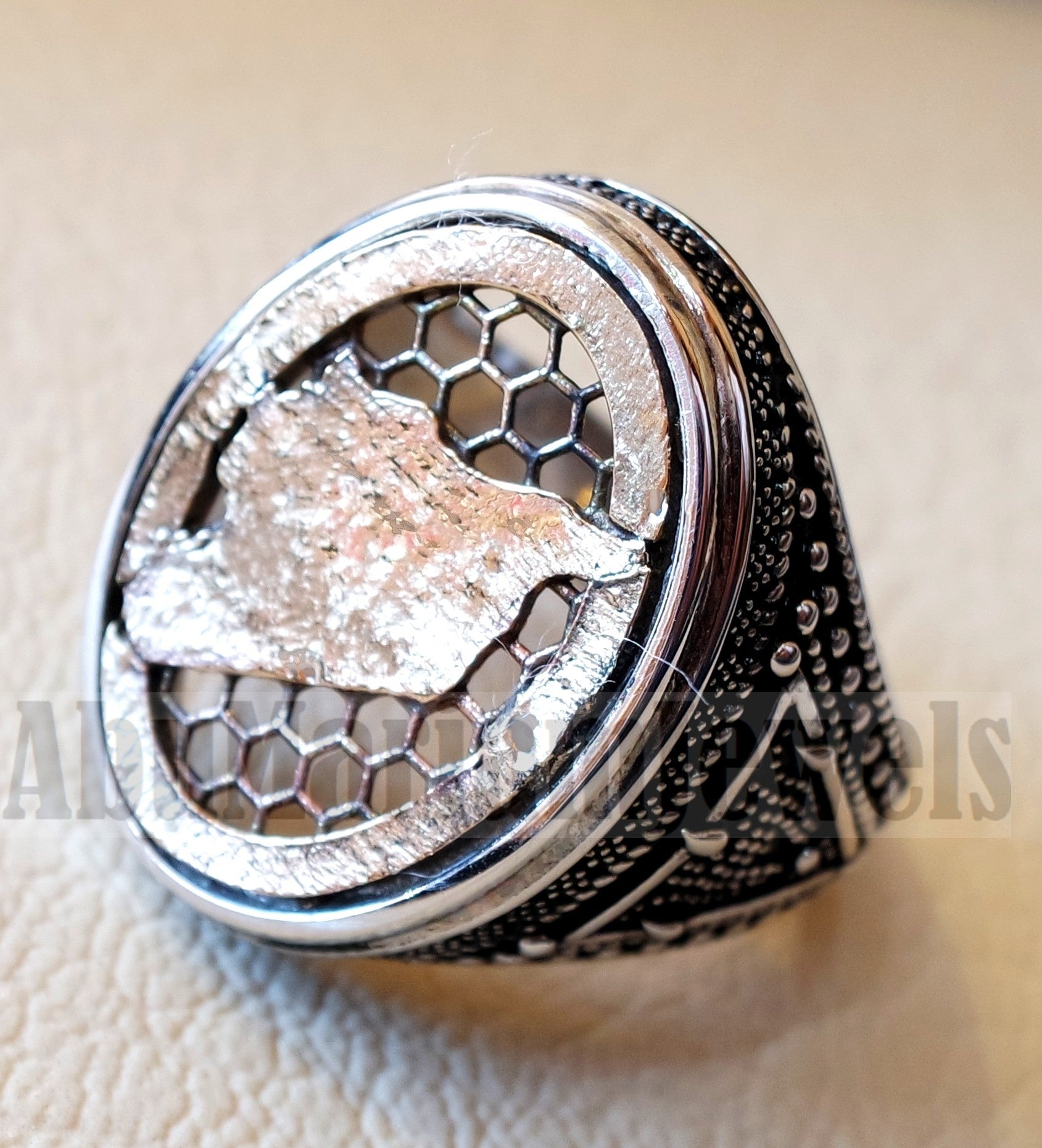 Zaman's authentic ring stone's
